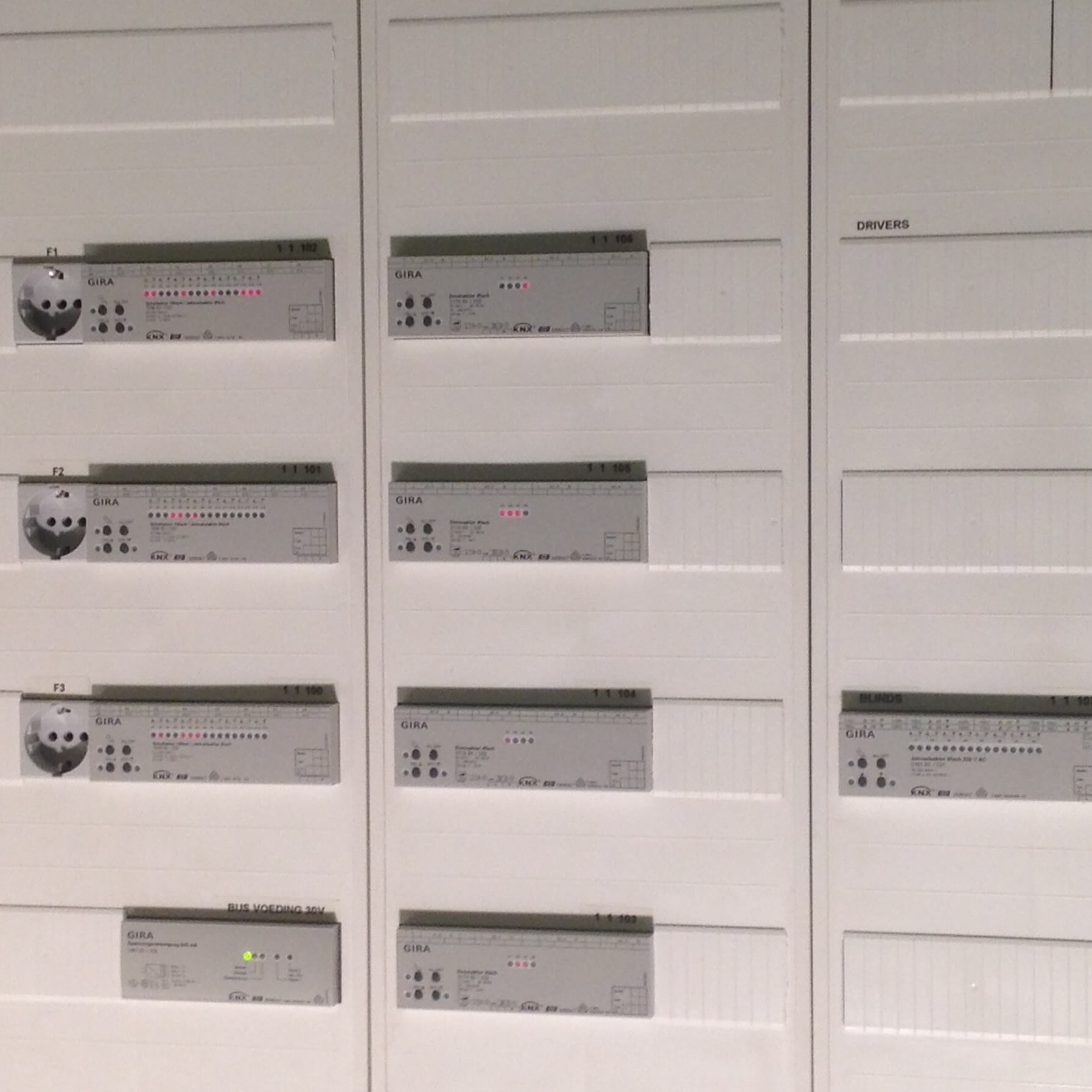 www.domoticabreda.nl BELT KNX Breda Bavel domotica BELT installatietechniek